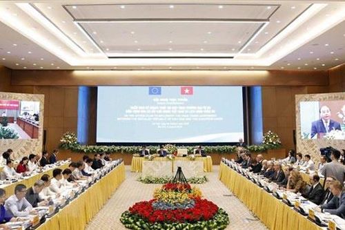Thủ tướng Nguyễn Xuân Phúc: EVFTA như 'tuyến đường cao tốc lớn' nối gần EU với Việt Nam
