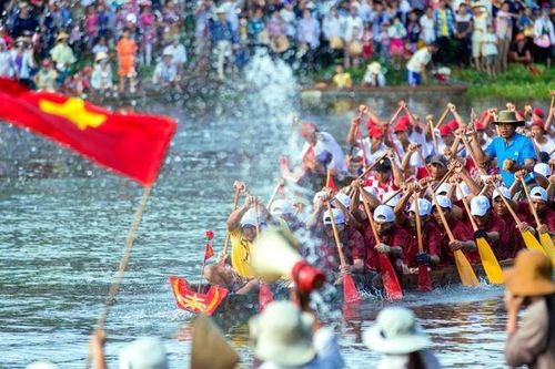 Quảng Bình hoãn lễ hội đua thuyền truyền thống vì dịch bệnh