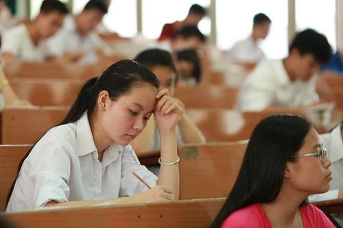 Thủ khoa đầu vào các trường đại học gỡ rối như thế nào khi làm bài thi mà quên công thức?