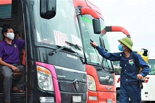 Bến xe ở Hà Nội phòng dịch Covid-19 như thế nào?