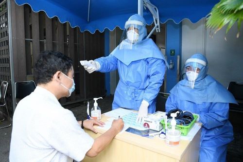 TP.HCM: Chậm nhất 11/8 hoàn thành xét nghiệm cho người về từ Đà Nẵng