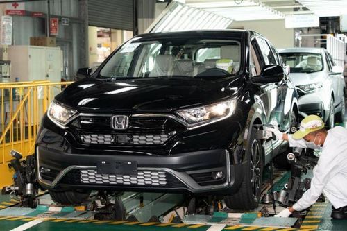 Khủng hoảng chuỗi cung ứng linh kiện: Ô tô có khan hàng, tăng giá?