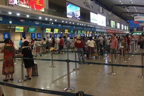 Sân bay Tân Sơn Nhất TPHCM lên kế hoạch tiếp nhận hơn 700 khách du lịch từ Đà Nẵng