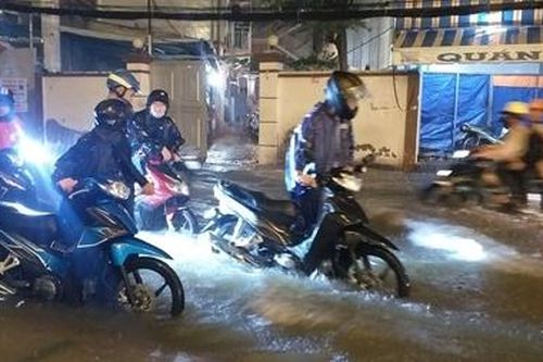Cảnh báo đợt mưa diện rộng ở Nam Bộ