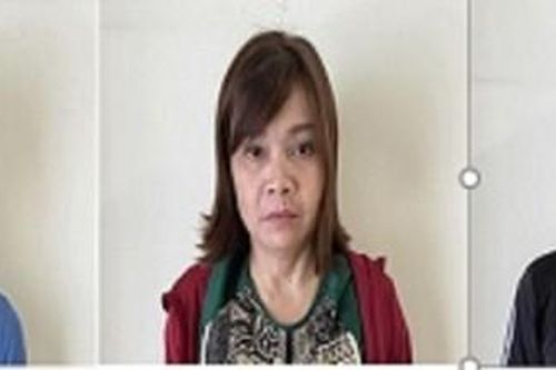 Trang bị ống nhòm, bộ đàm để tổ chức đánh bạc tại khu vực hồ Cấm Sơn