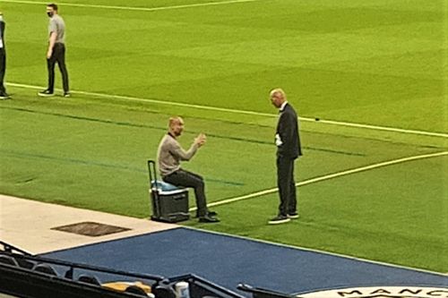 Zidane trao đổi riêng với Guardiola sau khi Real bị loại