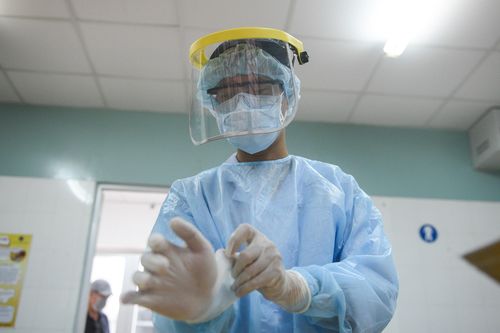 Bộ Y tế hỗ trợ toàn bộ xét nghiệm rRT-PCR tại Hà Nội