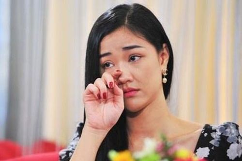 Maya bức xúc khi con gái xuất hiện trong bài viết nhạy cảm