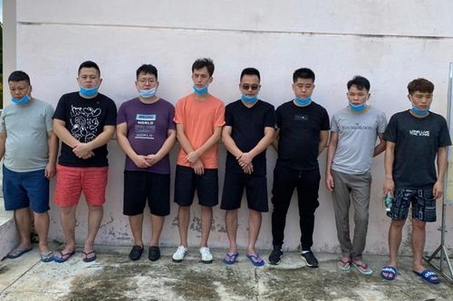 Bám trụ trên biên giới, kiểm soát chặt chẽ các đường mòn, lối mở