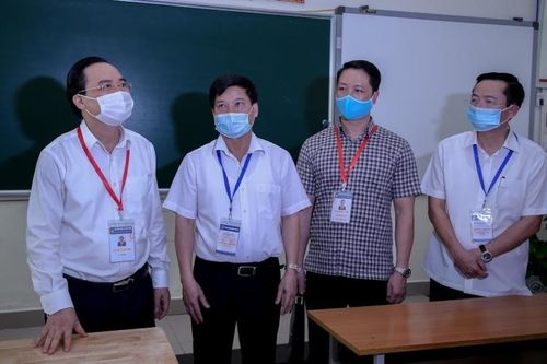 Bộ trưởng Phùng Xuân Nhạ: 'Dù hoàn cảnh nào cũng phải thực hiện đúng quy chế thi'