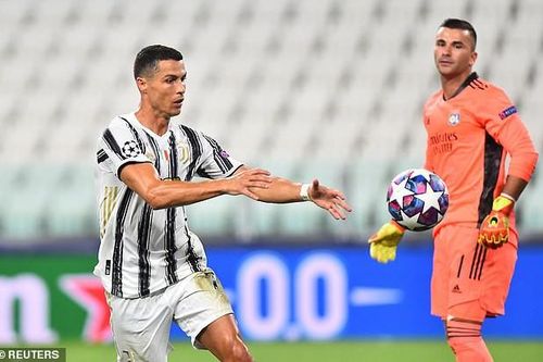 Ronaldo phá kỷ lục tồn tại 86 năm trong ngày buồn của Juventus