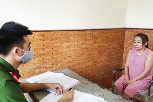 Phá ổ mại dâm trong quán massage