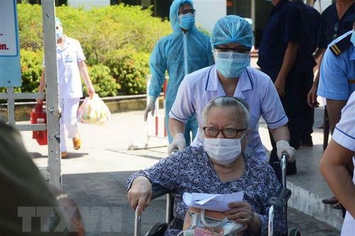 Bệnh viện C Đà Nẵng: Thắp lên ngọn lửa niềm tin đẩy lùi COVID-19