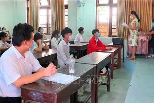 Trên 12.000 thí sinh ở Thừa Thiên - Huế làm thủ tục dự thi