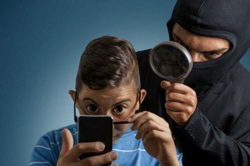 Hơn 500 ứng dụng đang ngấm ngầm theo dõi người dùng