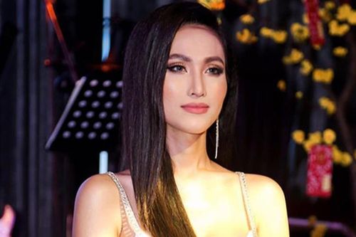 Giữa ồn ào bị quản lý cũ 'tố' vô ơn, Hoài Sa khẳng định: 'Chị có giận thế nào, làm gì với em thì chị vẫn là một người bạn tốt của em!'