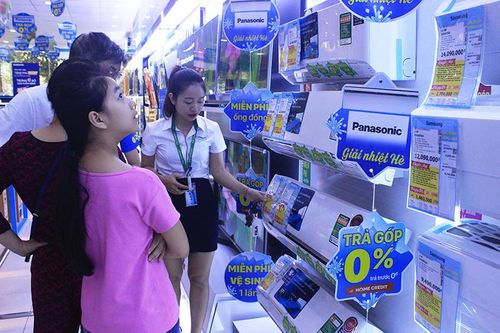Sôi động thị trường bán lẻ