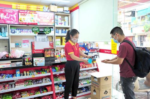 Tập trung chống dịch và lao động sản xuất