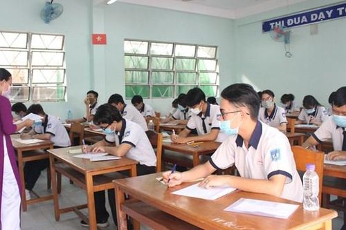 Cần Thơ: Ngày thi đầu tiên, sẽ xem xét đặc cách thí sinh bị TNGT