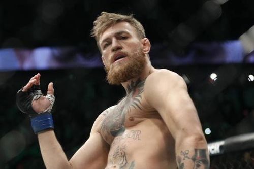 Những khoảnh khắc tạo nên biệt danh 'gã điên' của McGregor