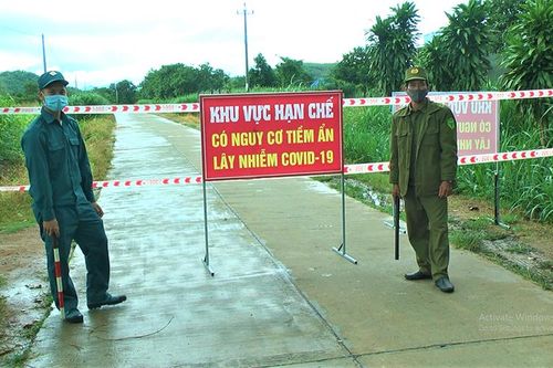 Đắk Lắk phong tỏa một thôn có người từ Đà Nẵng về nghi mắc Covid-19