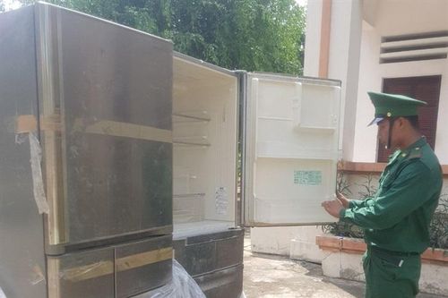 Thu giữ lô hàng điện tử nhập lậu đã qua sử dụng