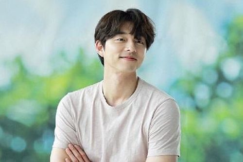 'Nam thần' Gong Yoo: Sự nghiệp thăng hoa nhưng cuộc sống bí ẩn