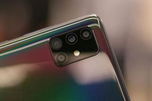 Samsung Galaxy A51 giảm giá sốc tại Việt Nam