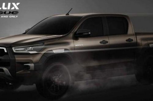Toyota Hilux 2021 ra mắt ở Malaysia, giá từ 515 triệu đồng