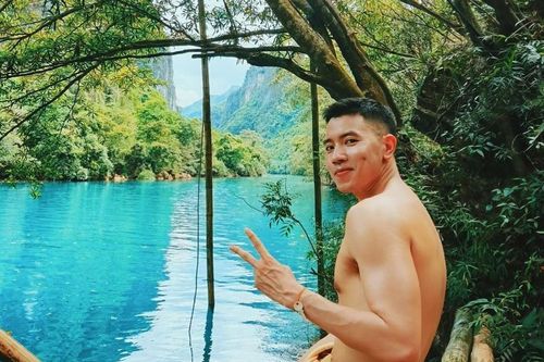Thu nhập 'khủng' từ nghề phi công, 'cơ trưởng trẻ nhất Việt Nam' có cuộc sống khiến ai cũng ngưỡng mộ