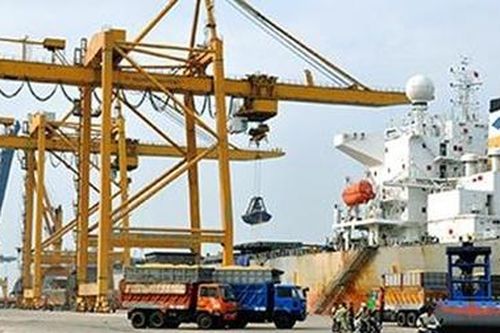 Doanh nghiệp hàng hải xin tăng giá