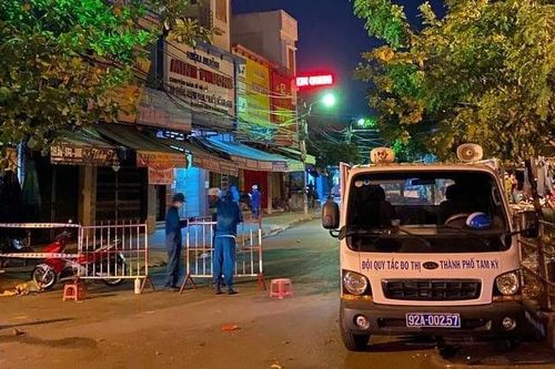 Nghi mắc COVID-19, bé 11 tuổi ở Quảng Nam phải đi cách ly trong đêm