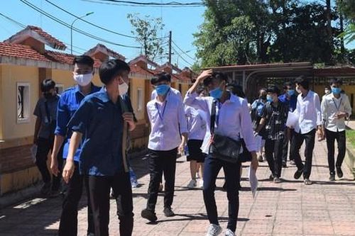 12 thí sinh ở Quảng Bình không thể dự thi THPT do phải cách ly COVID-19