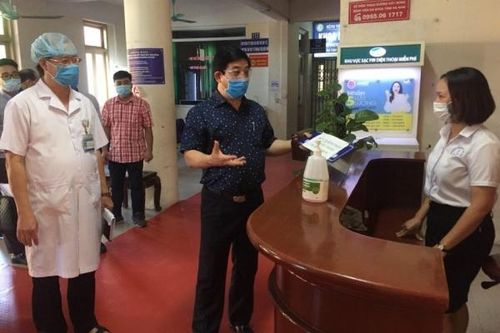 Phát hiện sớm bệnh nhân COVID-19 giúp bệnh viện không bị 'đóng băng'