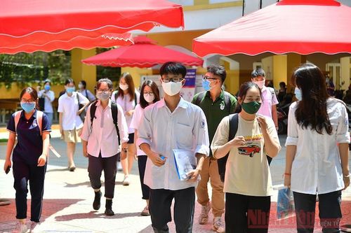 18 cán bộ vi phạm Quy chế thi trên cả nước