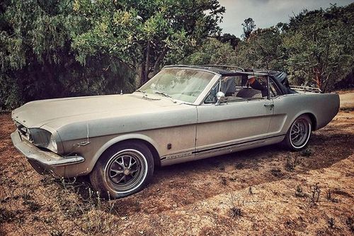 Sao 'Aquaman' phục chế Ford Mustang cũ khiến bà xã bất ngờ