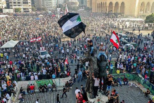 Lebanon sau vụ nổ ở Beirut: Tình hình phức tạp, trụ sở Quốc hội bị đe dọa, ông Trump kêu gọi minh bạch