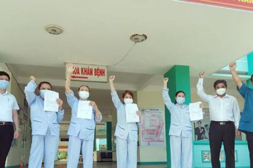 Đà Nẵng: 4 bệnh nhân đầu tiên mắc Covid-19 được công bố khỏi bệnh