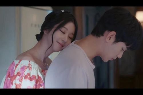 Kết thúc viên mãn, 'Điên thì có sao' truyền cảm hứng tìm hạnh phúc