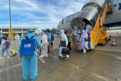 Đưa hơn 260 công dân Việt Nam từ UAE về nước an toàn