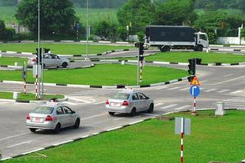 Những trường hợp lái xe bị thu hồi bằng lái phải học lại, thi lại