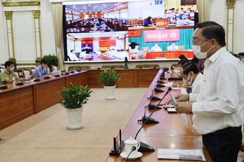TP Hồ Chí Minh tiếp tục thực hiện 'mục tiêu kép' vừa chống dịch vừa khôi phục kinh tế