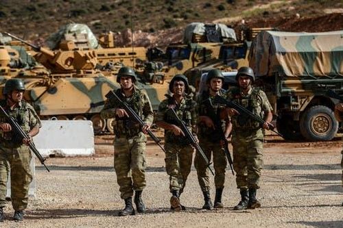 Thổ Nhĩ Kỳ tấn công Quân đội Syria ở Idlib