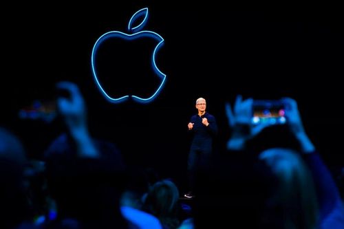 Hết chọc Google đến trêu Microsoft: Apple khiêu chiến với cả làng game