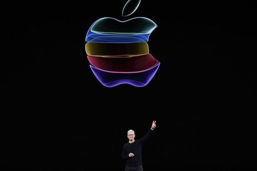 Apple sắp cận kề cột mốc lịch sử chưa từng có công ty nào làm được