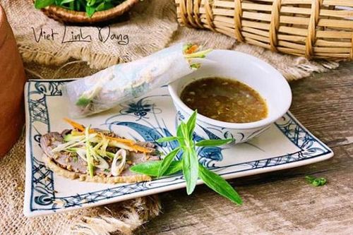 Nàng dâu làm món tái ngan khiến cư dân mạng phát thèm