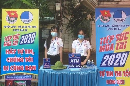 Kon Tum: 36 đội tình nguyện tiếp sức mùa thi