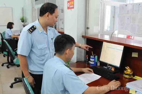 Tăng cường các giải pháp hỗ trợ doanh nghiệp thông quan xuất nhập khẩu