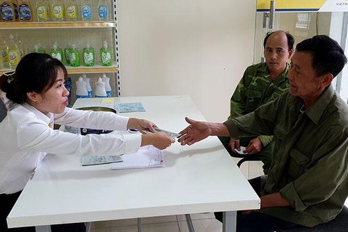 Ngành Bưu điện chi trả hỗ trợ đối tượng bị ảnh hưởng dịch Covid-19