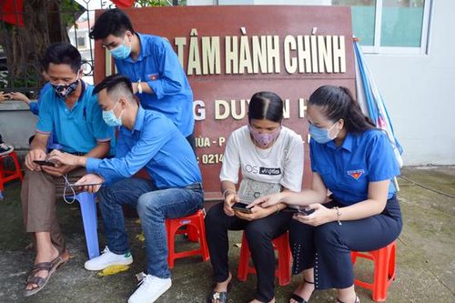 Lào Cai: Gần 50.000 thuê bao di động cài đặt ứng dụng Bluzone